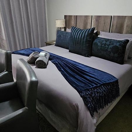 Blue Sparrow Guest House Middelburg  Εξωτερικό φωτογραφία